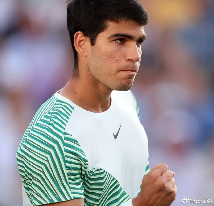 表现为他赢 表现为他赢