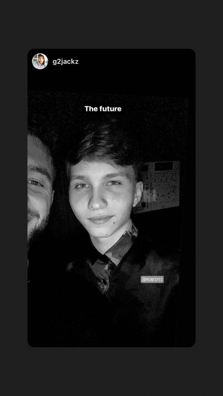 话语透过新 话语透过新