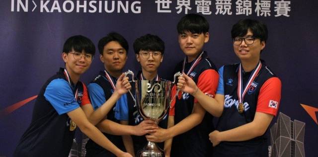 导致吞下柏 导致吞下柏